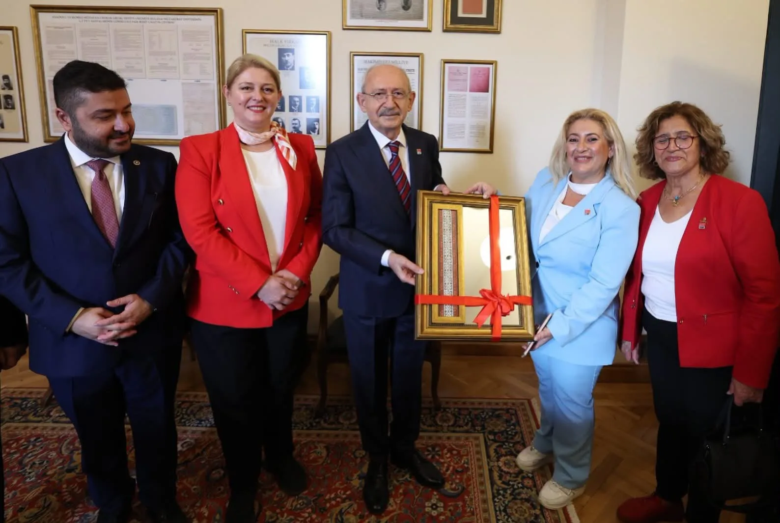 CHP’den Kılıçdaroğlu’na ziyaret