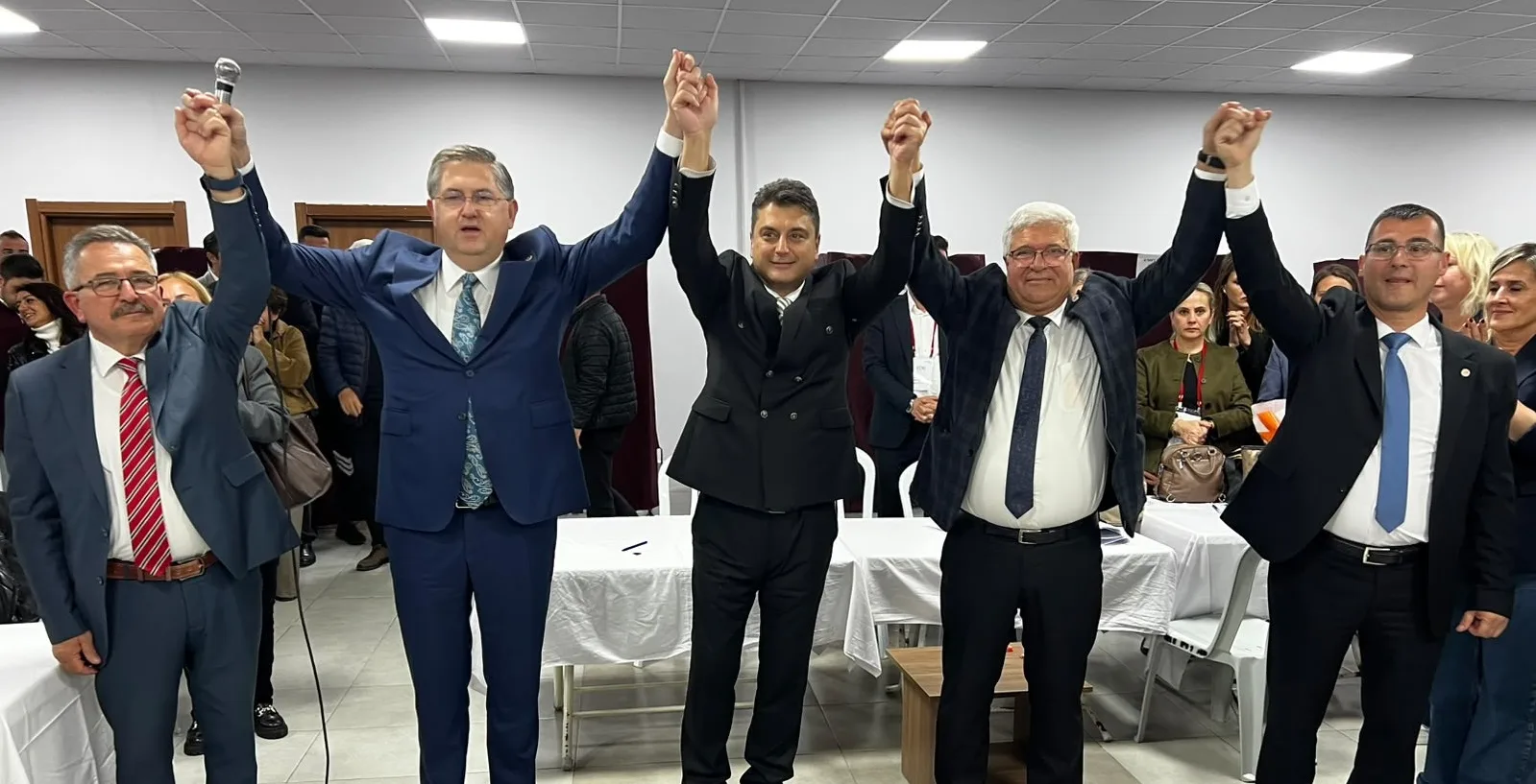YENİ Parti Edirne İl Başkanlığı’nda Yücel Balkanlı güven tazeledi